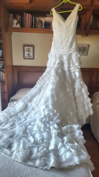Vestido de Novia con Cancán
