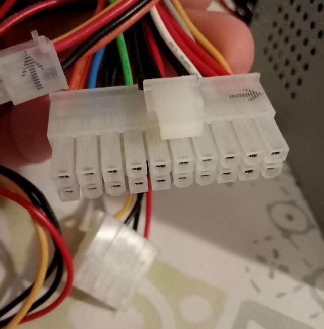 Fuente Alimentación PC 400W