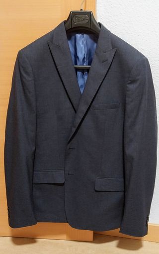 Americana Mango Talla 54 Gris