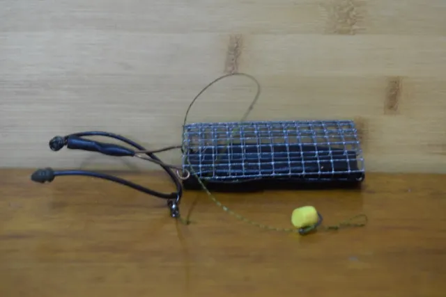 Cebador de pesca / Feeder artesanal