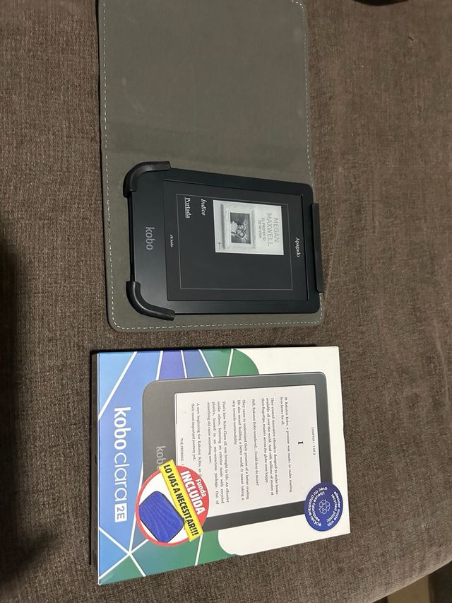 Kobo Clara 2E Lector Ebook Negro con Funda