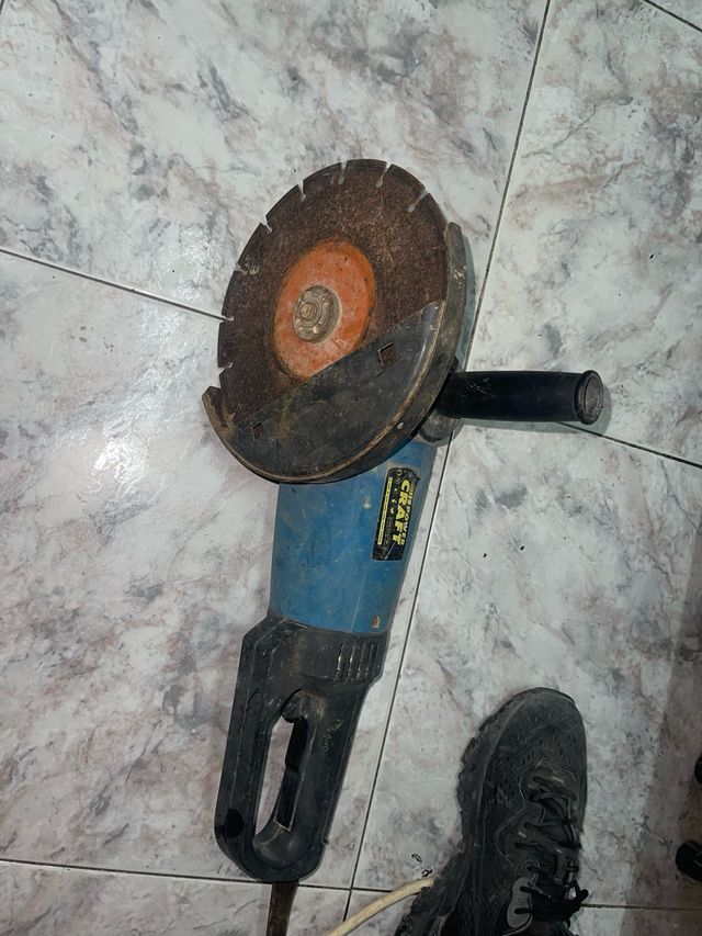 Amoladora angular CRAFT