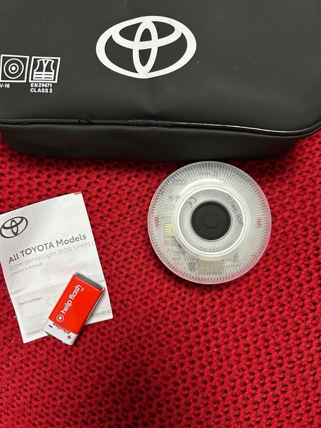 Baliza V16 Toyota Nueva