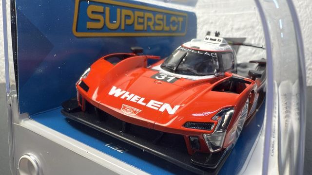 Superslot H4515 Cadillac V-Series.R