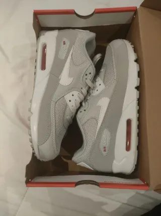 Zapatillas Nike Air Max Gris y Blanco