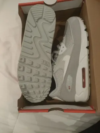Zapatillas Nike Air Max Gris y Blanco