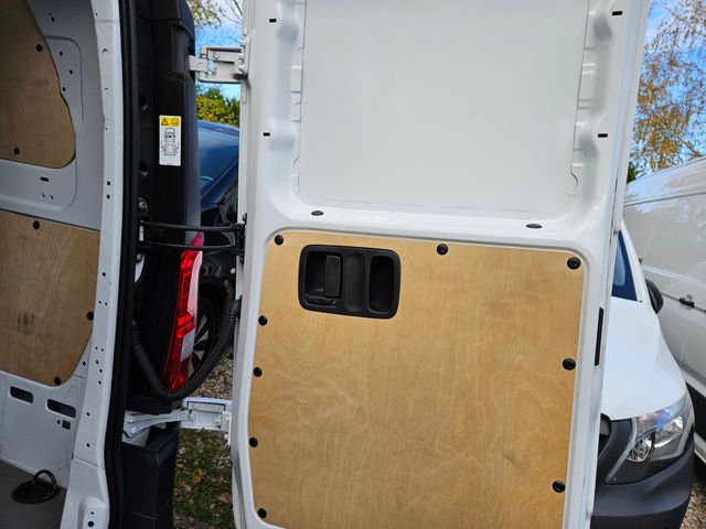 MERCEDES-BENZ Vito 116CDI 120kW furgon Pro larga