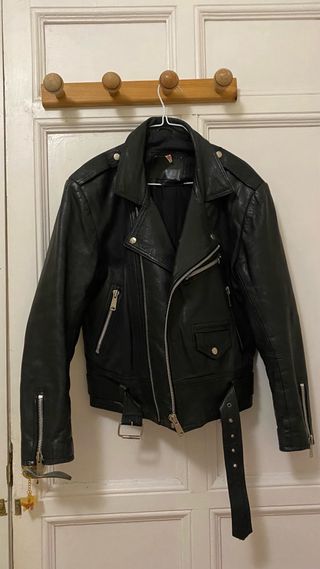 Chaqueta de cuero negra