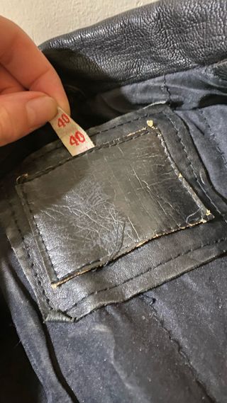 Chaqueta de cuero negra