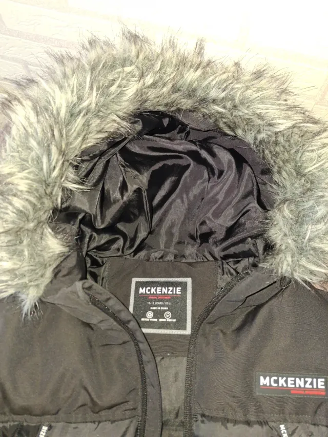 Abrigo McKenzie Negro con pelo talla 12-13