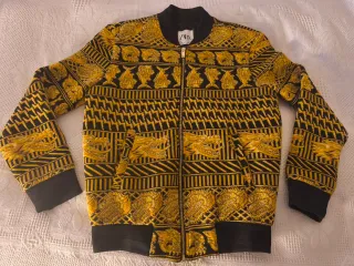 Cazadora Bomber Negra y Dorada