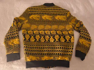 Cazadora Bomber Negra y Dorada