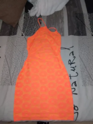 Vestido corto naranja estampado