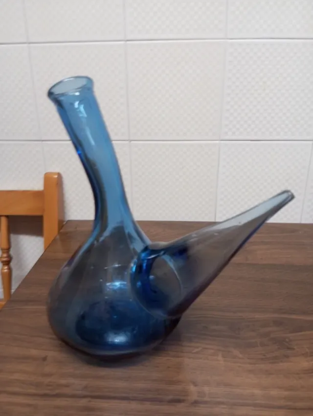 Porrón de cristal azul
