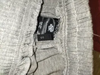 Conjunto gris y rosa mujer