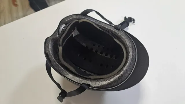 Casco Hípica Ajustable Negro