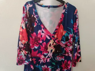 Vestido floral azul y rosa talla XL