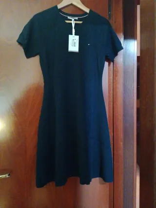 Vestido Tommy Hilfiger azul marino de punto