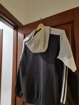 Sudadera Adidas Negra y Gris