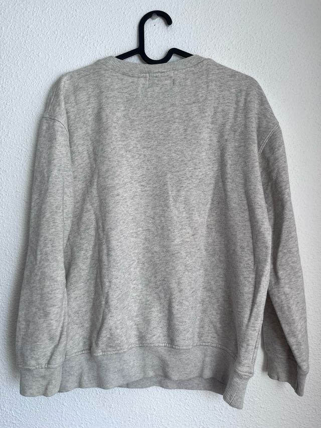 Sudadera Zara con lentejuelas bandera USA