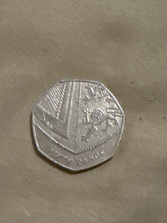Moneda 50p Isabel II 2014