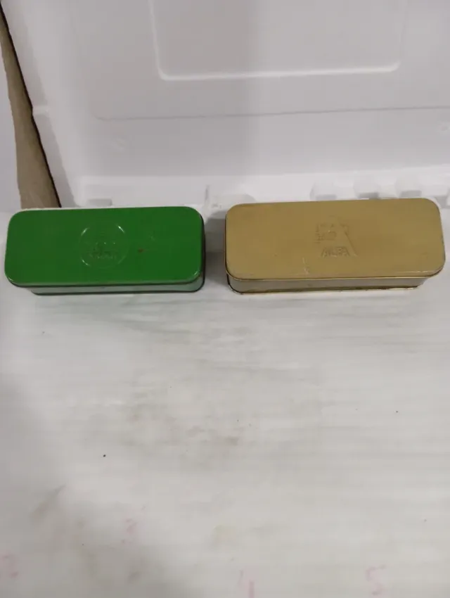 Cajas de costura antiguas