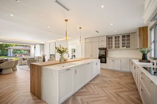 SUELOS DE MADERA Y TARIMAS FLOTANTES