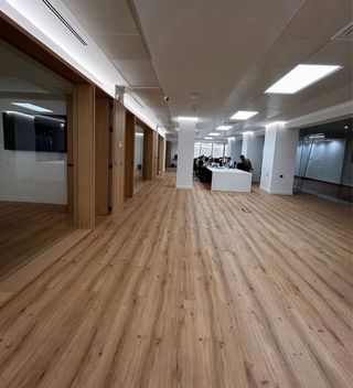 SUELOS DE MADERA Y TARIMAS FLOTANTES