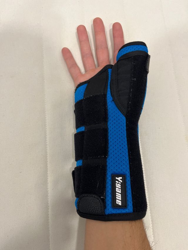 Muñequeras Túnel Carpiano y Pulgar Derecha M x 2