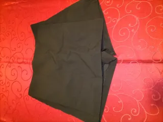 Falda pantalón negra