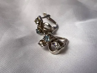 Conjunto Anillo y Pendientes Antiguos