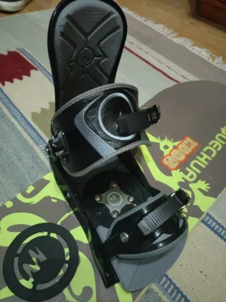 Tabla Snowboard Quechua 150cm incluye fijaciones