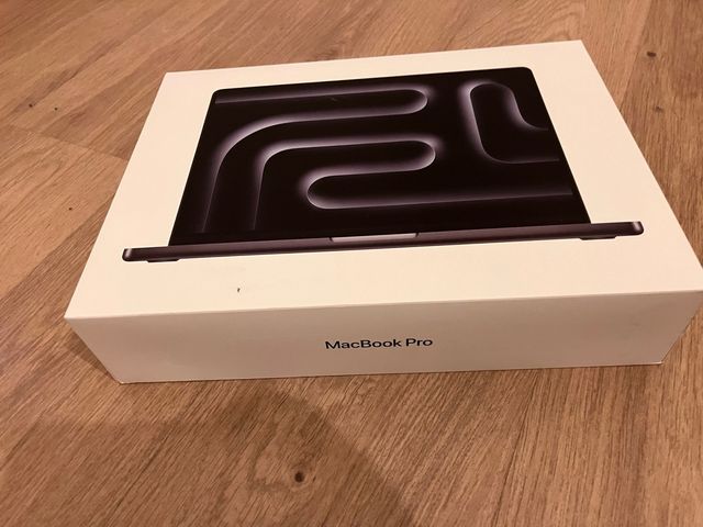 Caja vacía MacBook Pro
