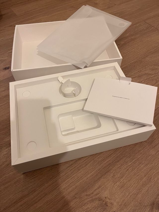 Caja vacía MacBook Pro