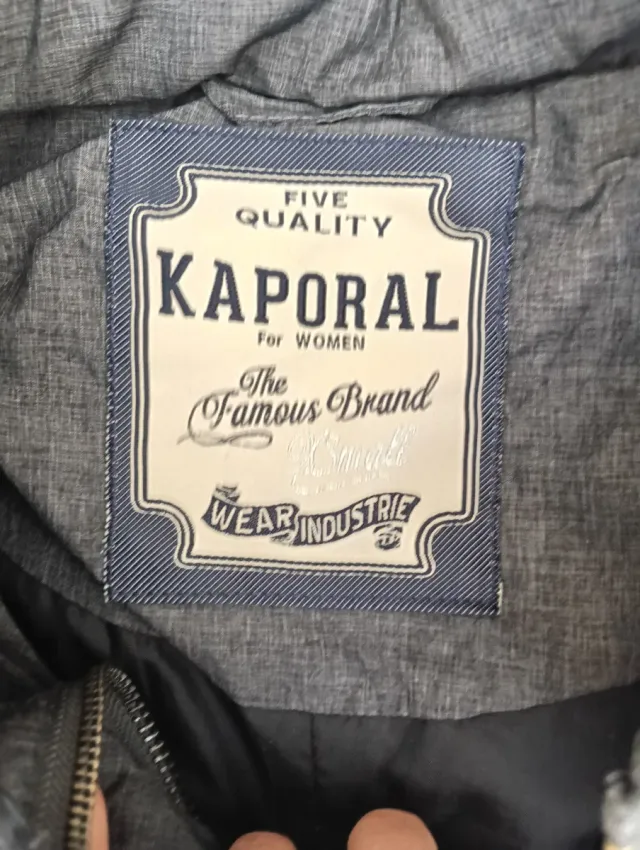 Abrigo acolchado gris