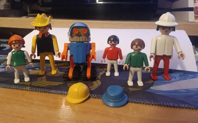 6 Figuras Playmobil Variadas años 70-80