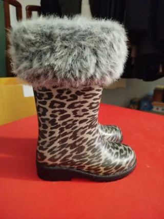 Botas de agua T/ 24 con pelo