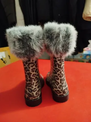 Botas de agua T/ 24 con pelo