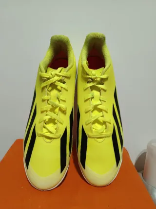 Zapatillas Adidas Amarillas y Negras