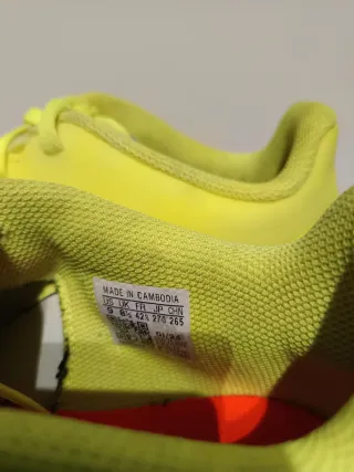 Zapatillas Adidas Amarillas y Negras