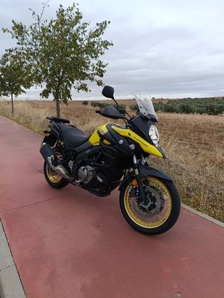 Suzuki V-Strom 650 XT ABS