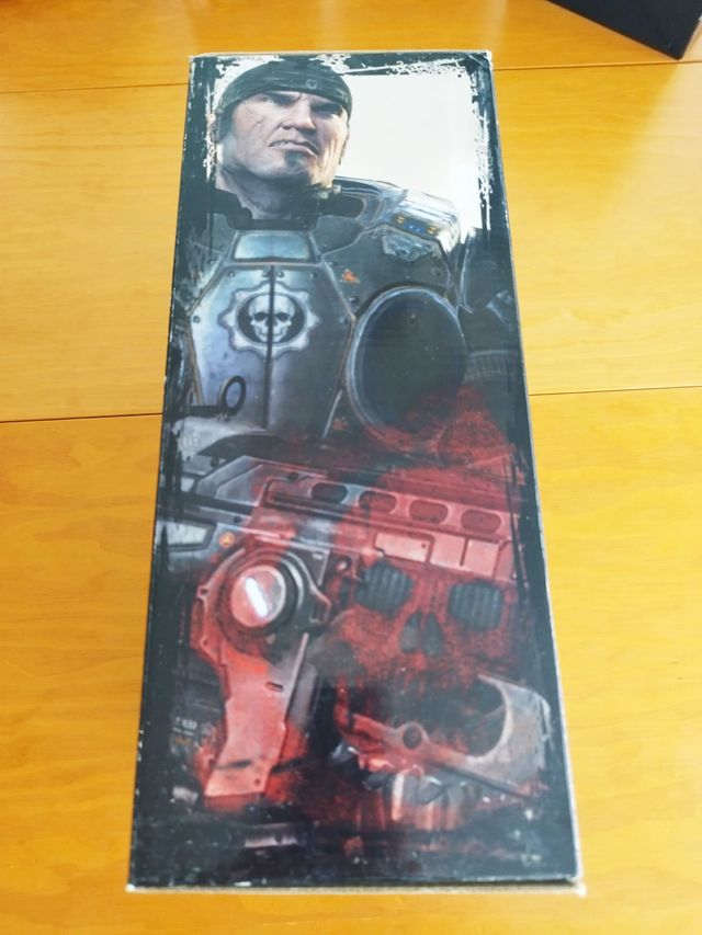 NECA - Gears of War - Marcus Fenix - Nuevo -
