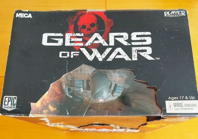 NECA - Gears of War - Marcus Fenix - Nuevo -