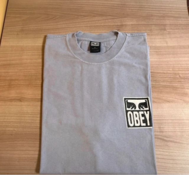 Camiseta Obey Gris Talla M