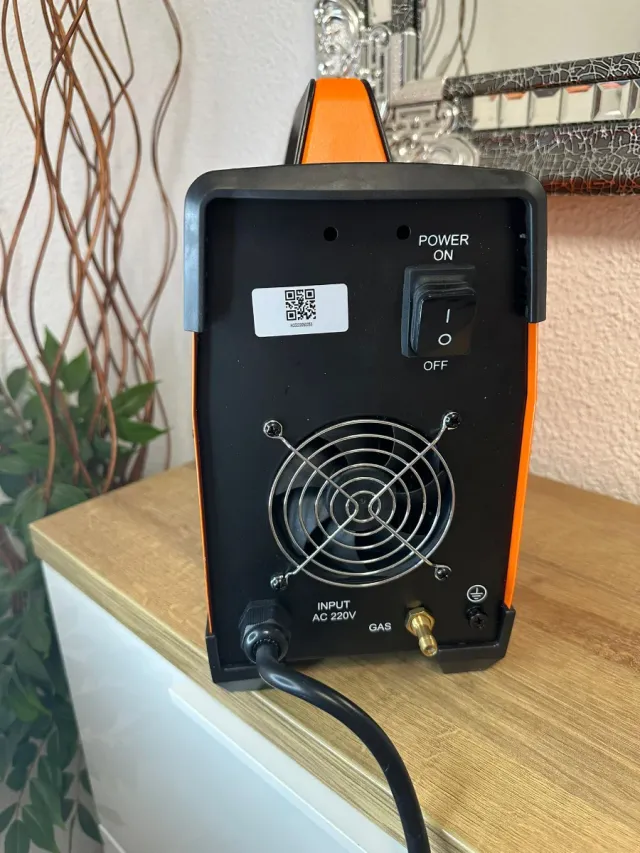 Soldadora HITBOX TIG 200