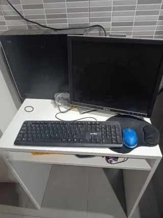 Ordenador Dell Torre y Pantalla