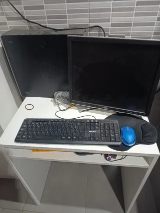 Ordenador Dell Torre y Pantalla