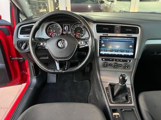 Volkswagen Golf VII