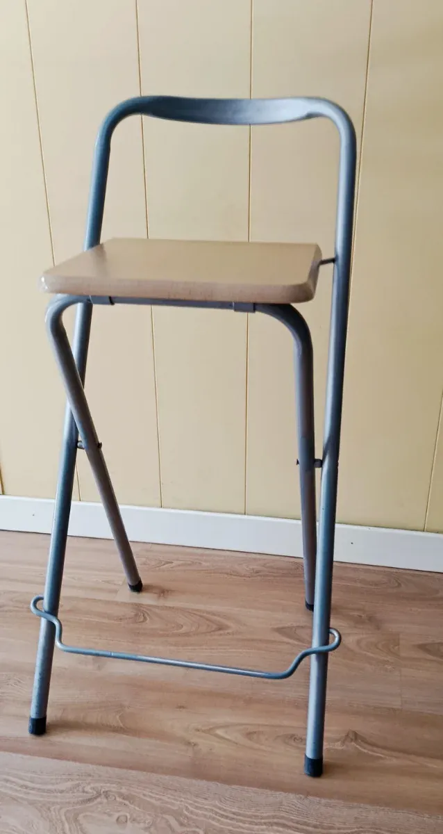 Taburete plegable madera y metal