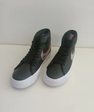 Nike Blazer Mid 38.5 Nuove